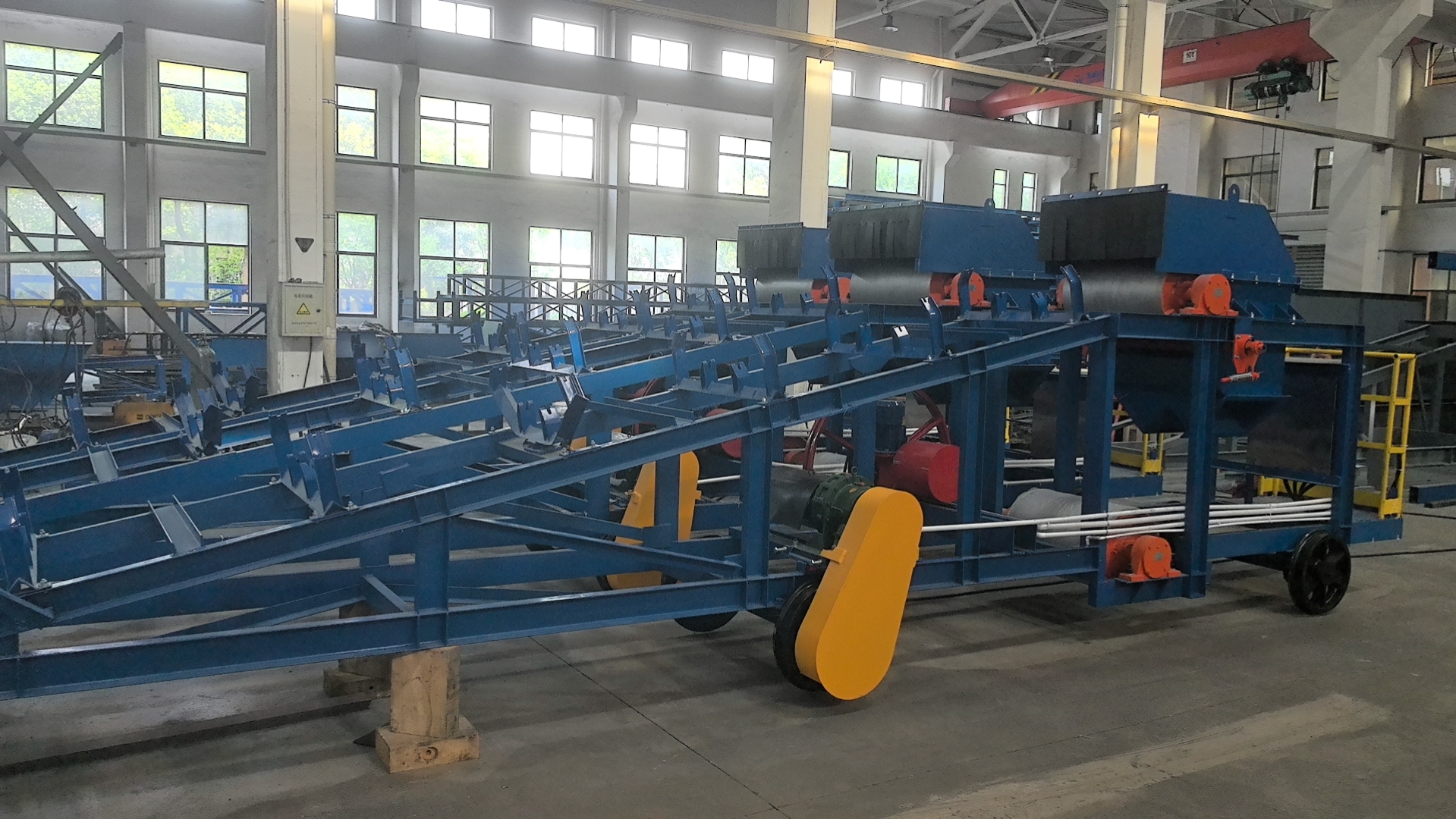 Belt conveyor discharge car